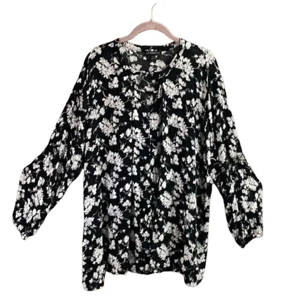 LANE BRYANT Ladies Floral Rayon 3/4 Sleeve Flowy Blouse Size 22/24 Black White